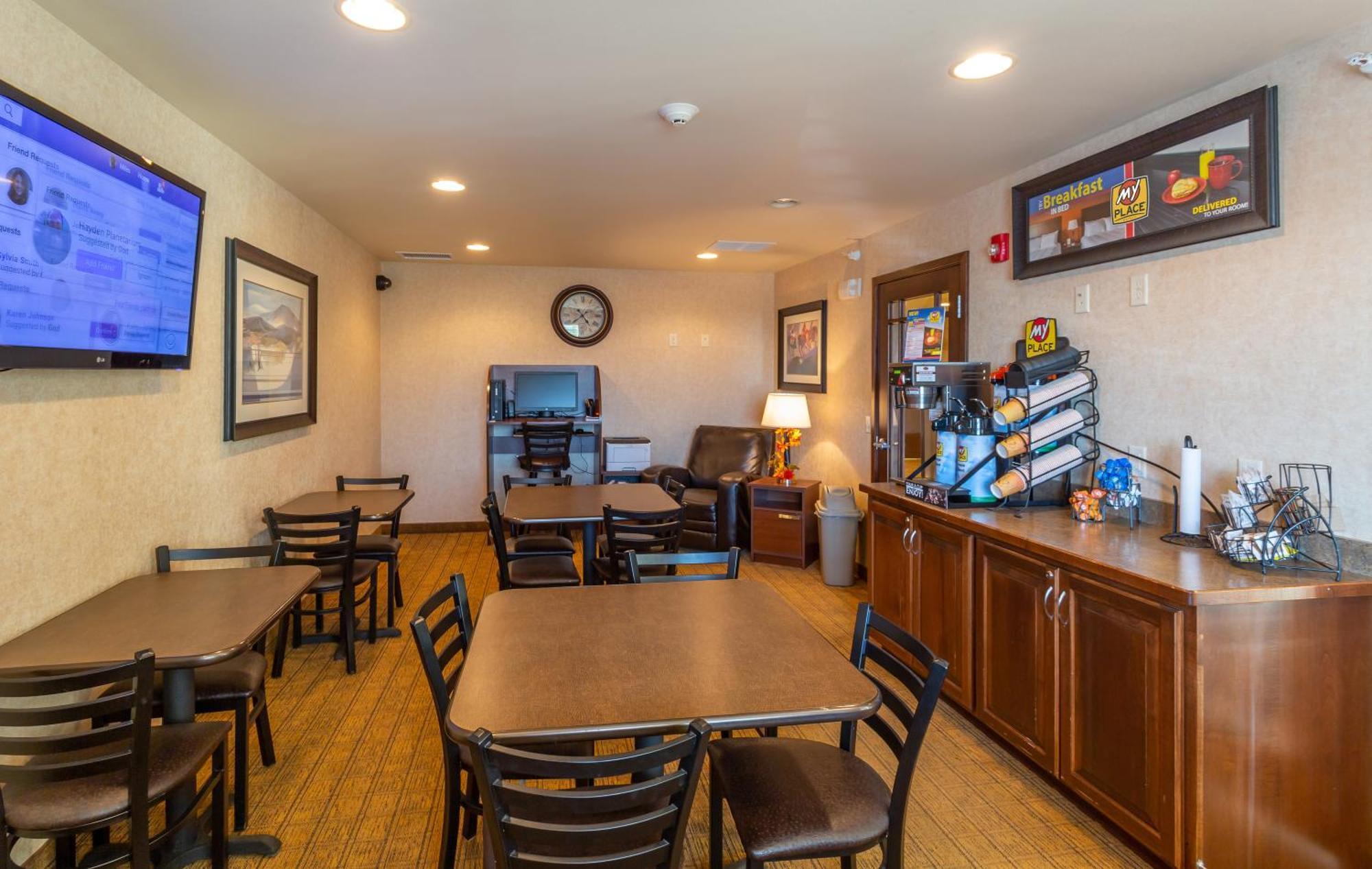 My Place Hotel-Dickinson, Nd Extérieur photo