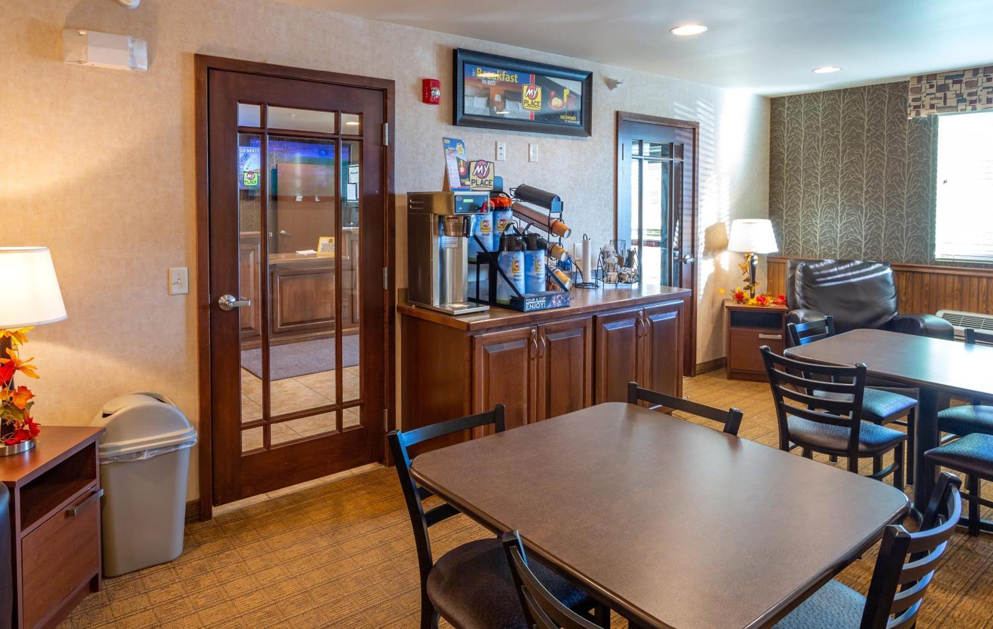 My Place Hotel-Dickinson, Nd Extérieur photo