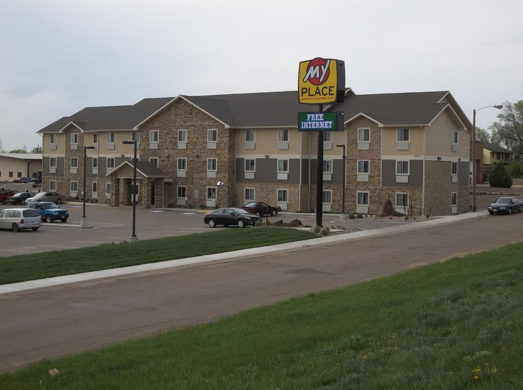 My Place Hotel-Dickinson, Nd Extérieur photo